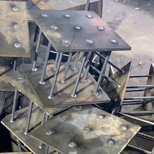 在确定安康预埋件位置时，需要考虑以下几点