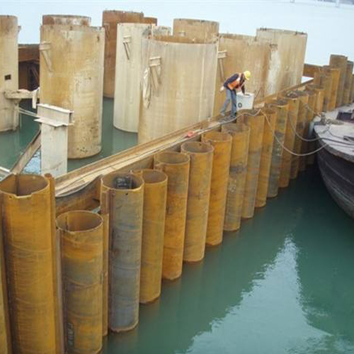 安康钢护筒现场安装